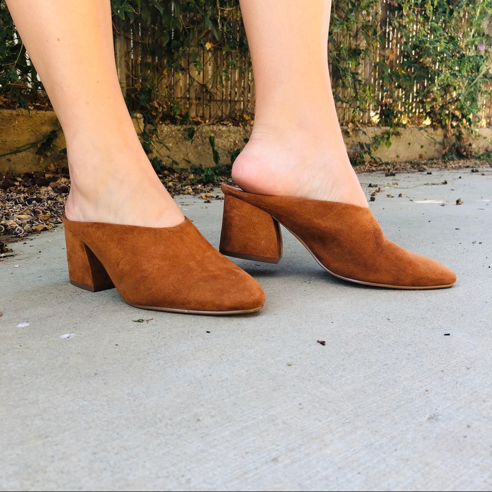 urban outfitters brown mules